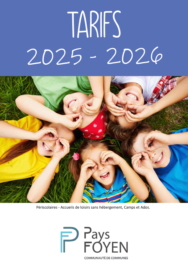 des enfants rigolent et sont allongés